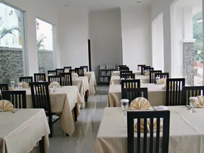 Parai City Garden Hotel - Sawahlunto - Image 2