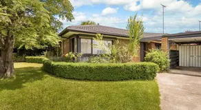 Close to Geelong 4 Bedroom home by Short & Long Stays - Image 5