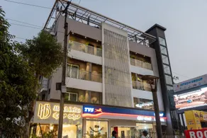 HITECH DELITE - Stay and Dine Hotel - Image 3