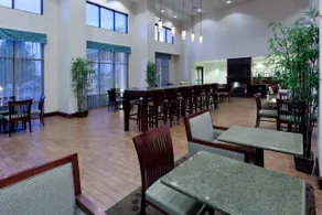 Hampton Inn & Suites Syracuse Dewitt - Image 2