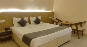 Hotel Meridian Blue - Image 2