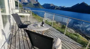 Storm Hotel Senja - Image 3