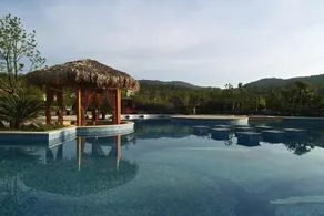 Huanxiu Resort & Spa Hotel, Suzhou - Image 4