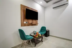 Hotel Sun Plaza - Image 4