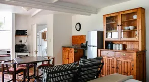 The Knoll Historic Guest Farm - Image 2