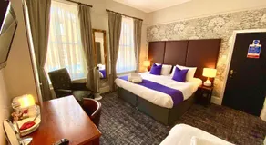 The Red Cow - Guest House - Image 2