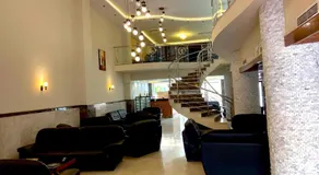 Blue sky hotel - Image 2