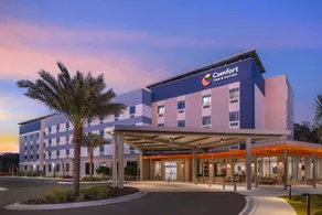 Comfort Inn & Suites Orlando Sanford Airport - Image 2
