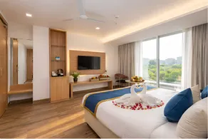Calista Boutique Hotel Near Yashobhoomi - Image 2