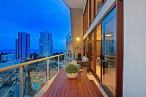 Savannah Penthouse - Broadbeach - Image 1