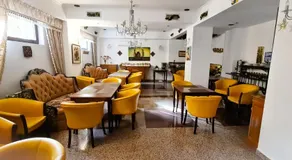5 Stars High Hostel - Image 2