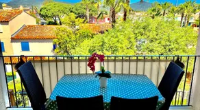 2 SCHLAFZIMMER, KLIMA, FASER, POOL, ZUM STRAND ZU FUSS, PARKPLATZ, EINGEZÄUNTES GELÄNDE 5 km VON ST TROPEZ - Image 3