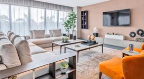 Luxury 2BD Apartment in Downtown Doral - Image 3