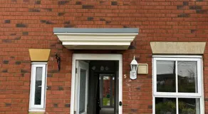 Corby Primrose Close Guest House - Image 2