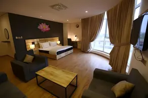 Hotel Star Inn - Image 4