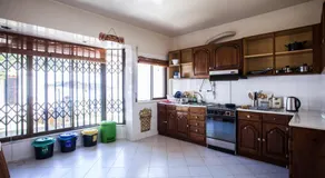 Lisbon Surf Villa - Image 4