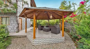 Vintage Retreat by VEO - Part of StayVista - Image 4