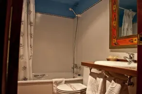 Hostal La Fuen - Image 3