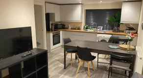 Bath rd villa - Image 3