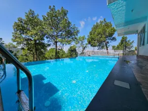 Classic Pine View Villa Kasauli - Image 2