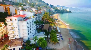 Emperador Vallarta Beachfront Hotel and Suites - Image 5