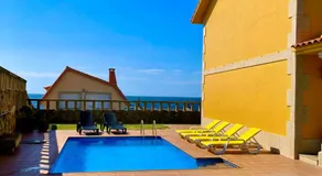 Casa Con Piscina Junto Al Mar - Image 2