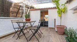Suite Dúplex con terraza independiente - Image 3