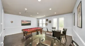 Downtown 3 Story Zen Home W Pool Table for Family - Image 4