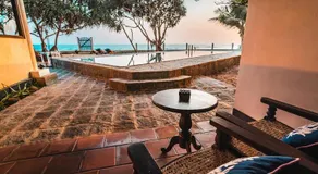 Saltasia Boutique Beach Villa - Image 3