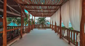 Casa Awakening, Beach-front - Image 3
