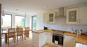 Skeabost Wood Cottage - Image 2