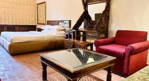 The Kaptain's Retreat - Image 2