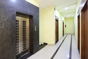 OYO 4154 Hotel Pearl - Image 5