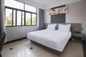 Pod Hotel (Nanjing Confucius Temple Wudingmen Metro Station Branch) - Image 2