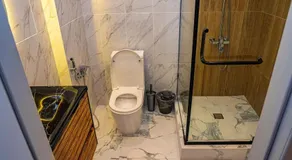 Fly Apartment - Image 5