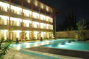 Aster Hotel & Restaurant - Image 4