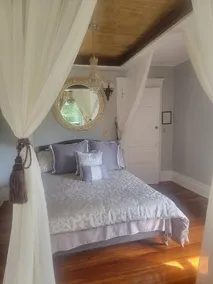 The Queen of the Catskills B&B - Image 2