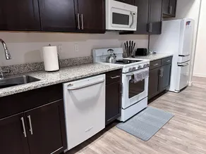StayAE - High Rise - Image 4