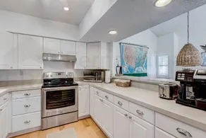 8 Sea Castles condo - Image 3