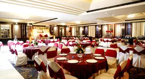 Regent Park Hotel - Image 2