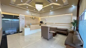 Sk Royal Hotel - Image 2