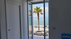 B & Beach - Image 2