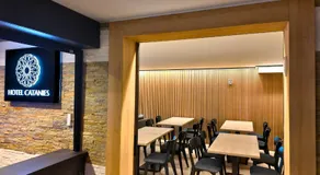 Hotel Catanies - Image 4