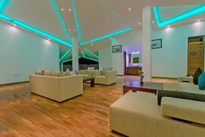 Arena Hotel - Image 2