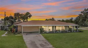 Pool home on the Bay, large private yard near AMI - Image 3