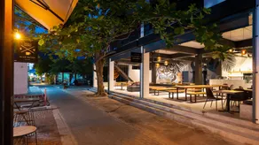 Savage Hostel Koh Tao - Image 3