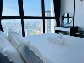Urban Suites Georgetown l SeaView & CityView l Family Stay - Image 2