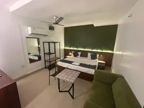 NEATFLIX AND CHILL - Image 4