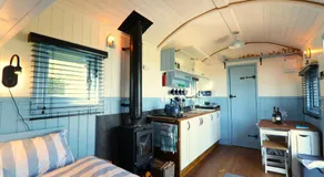 Spring Grounds Farm Shepherd Huts - Image 2