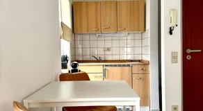 Chickes Service Apartment gegenüber Augenklinik & Knappschaft Kliniken Saar - Image 3